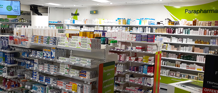 Agencement_Rénovation_Pharmacie-LGPP-Pharmavie_Poitiers_UNE
