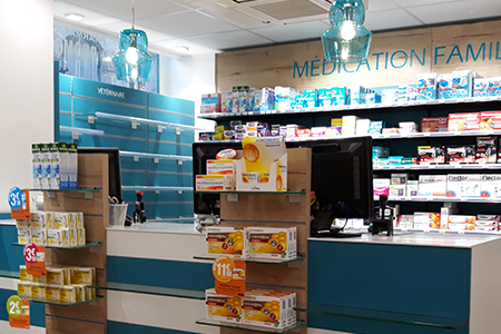 Agencement_Pharmacie-Saint-Germain_Rennes_UNE