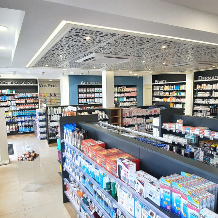 agencement-pharmacie-port-ouistreham-renovation-normandie-espace-central-zone