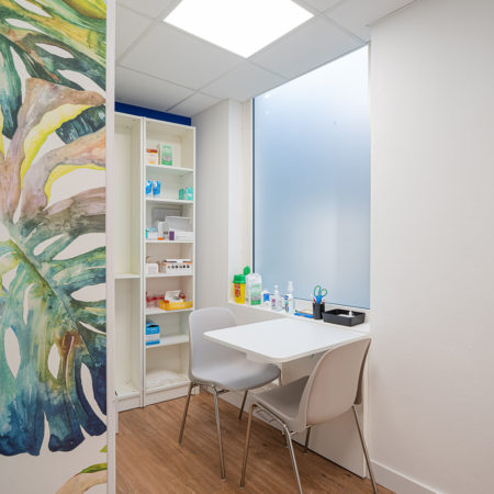 cabine vaccination pharmacie centre val de loire indre la chatre gauthier