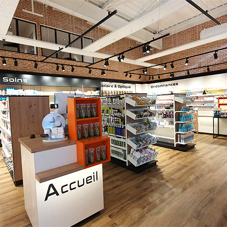 agenceur architecte interieur pharmacie france antilles banque accueil