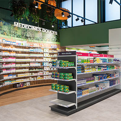 agencement pharmacie ergonomie conseil client sarthe le mans