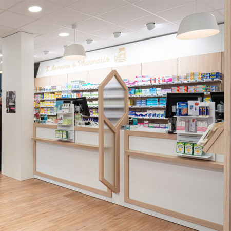design interieur pharmacie moderne le lude 72